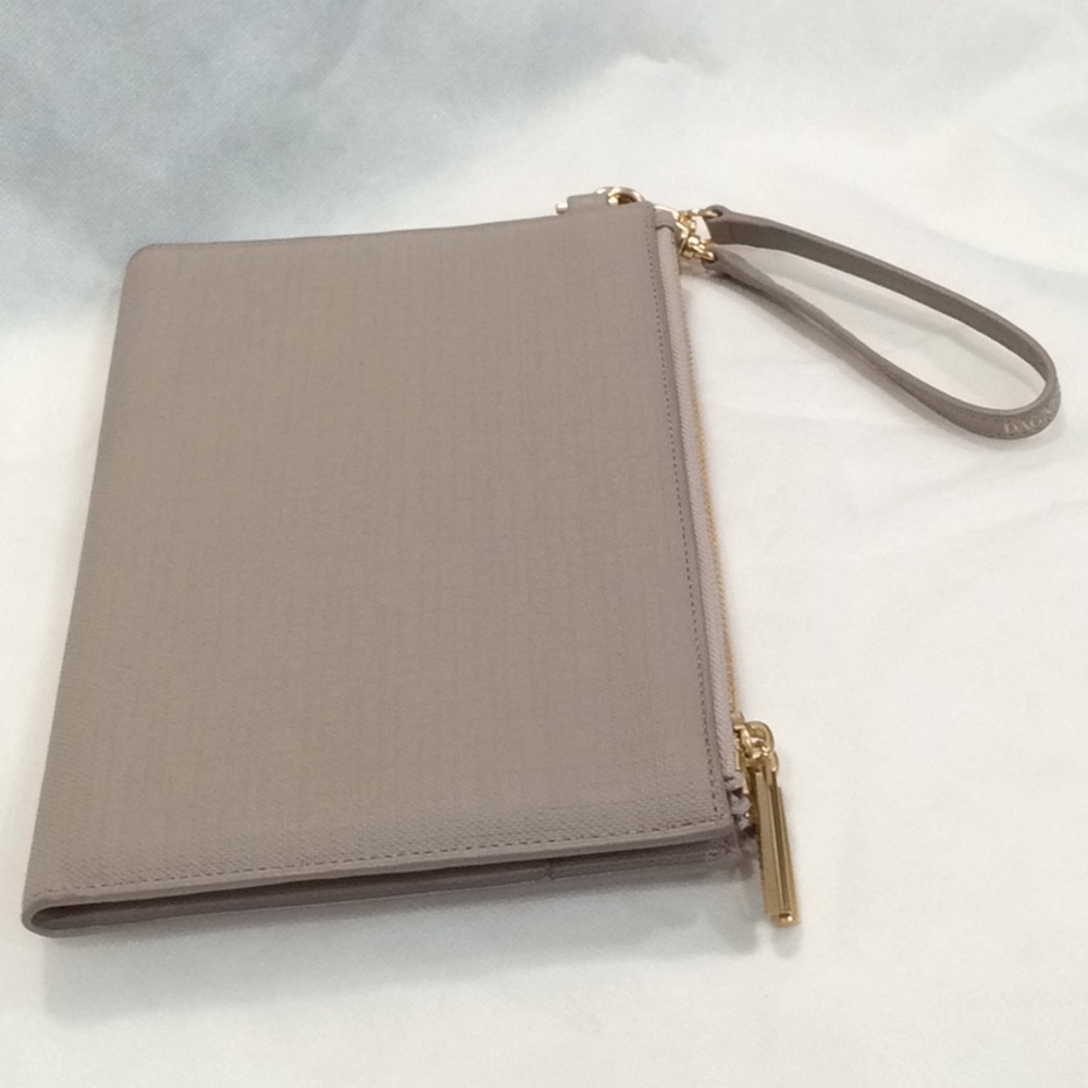 Dagne Dover Wallet
